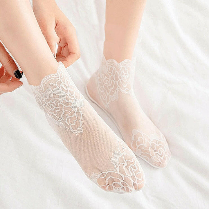 Floral Lace Socks